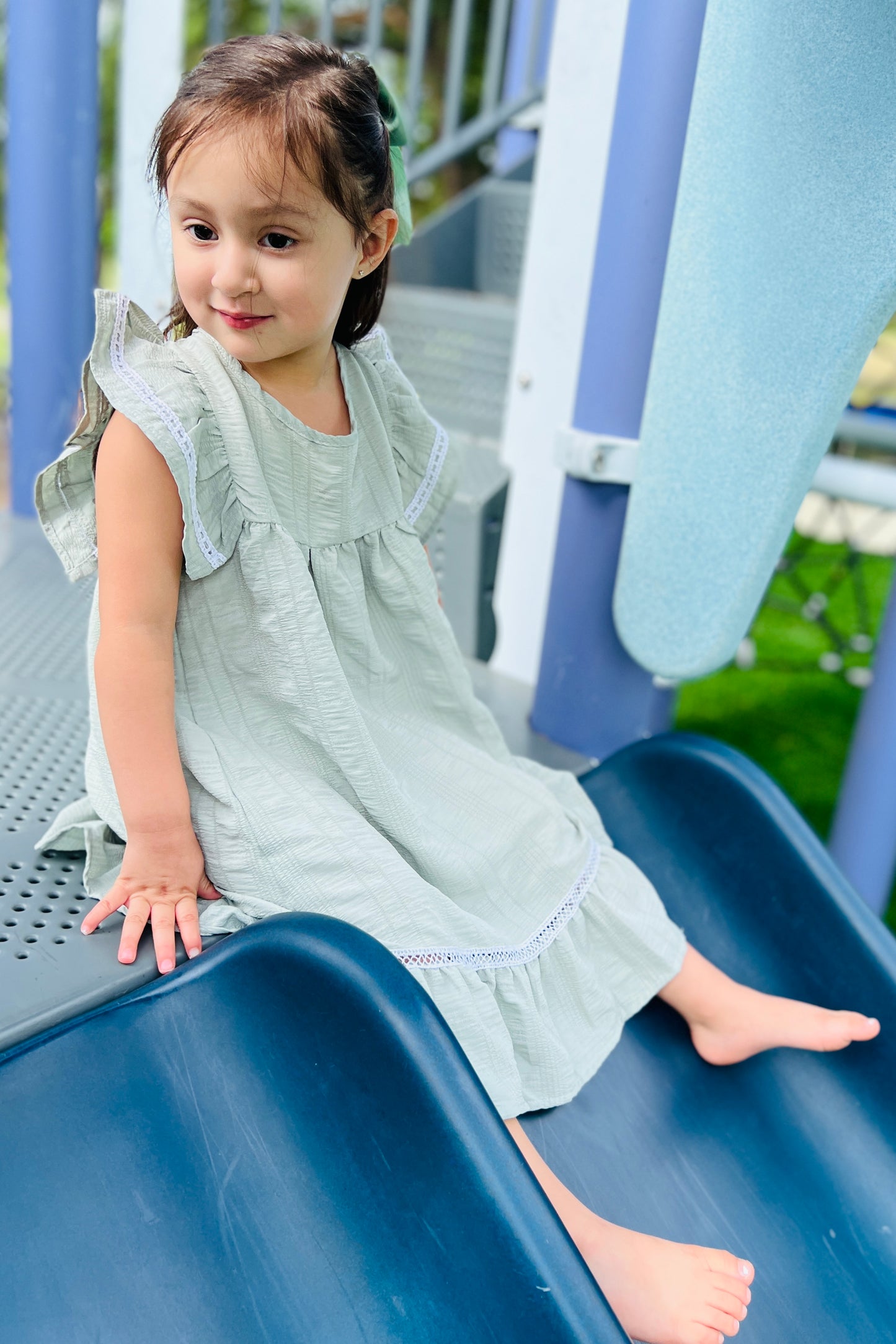 Sleeveless Ruffled Dress